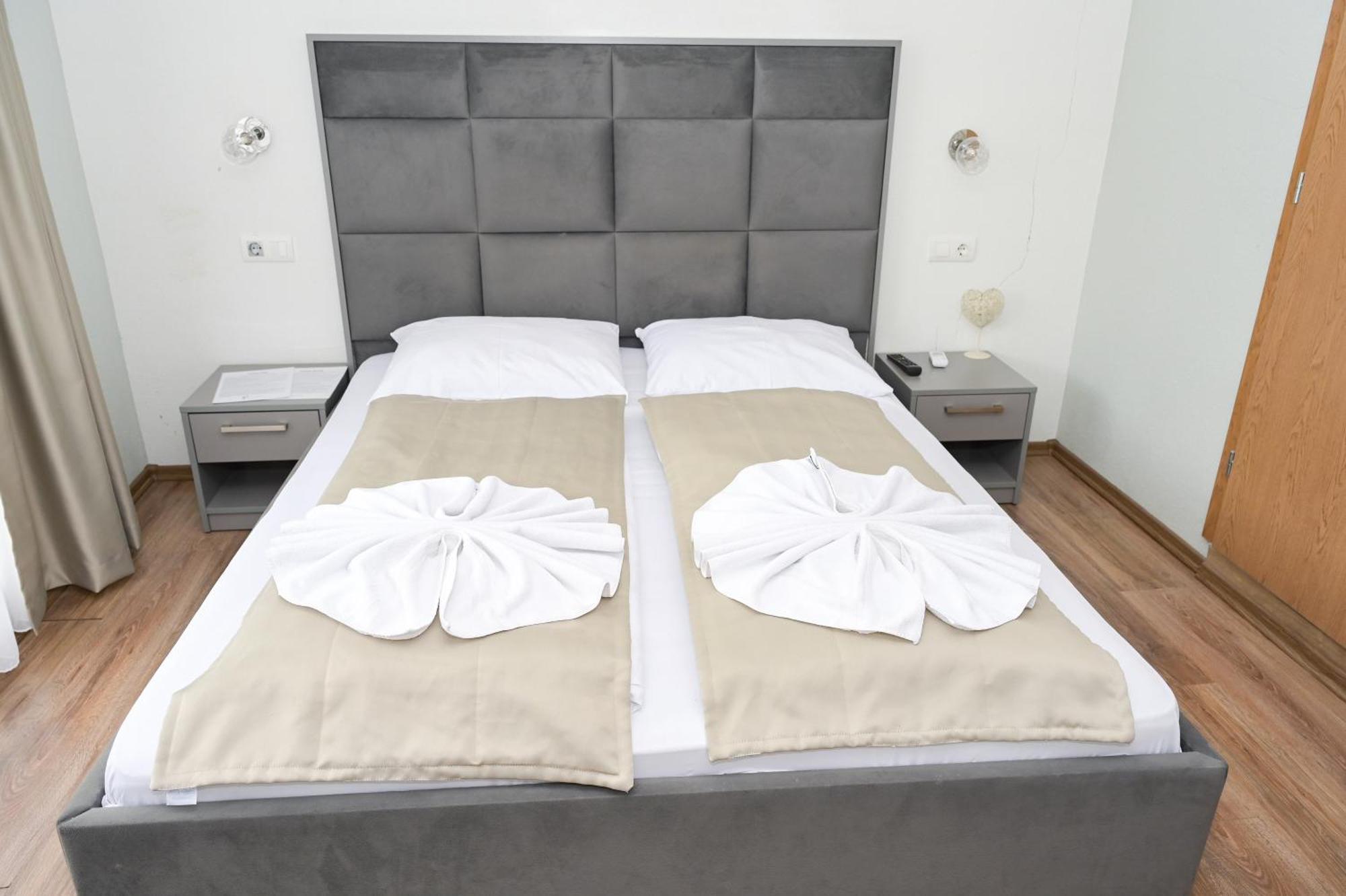Motel Plaza Jajca Kültér fotó