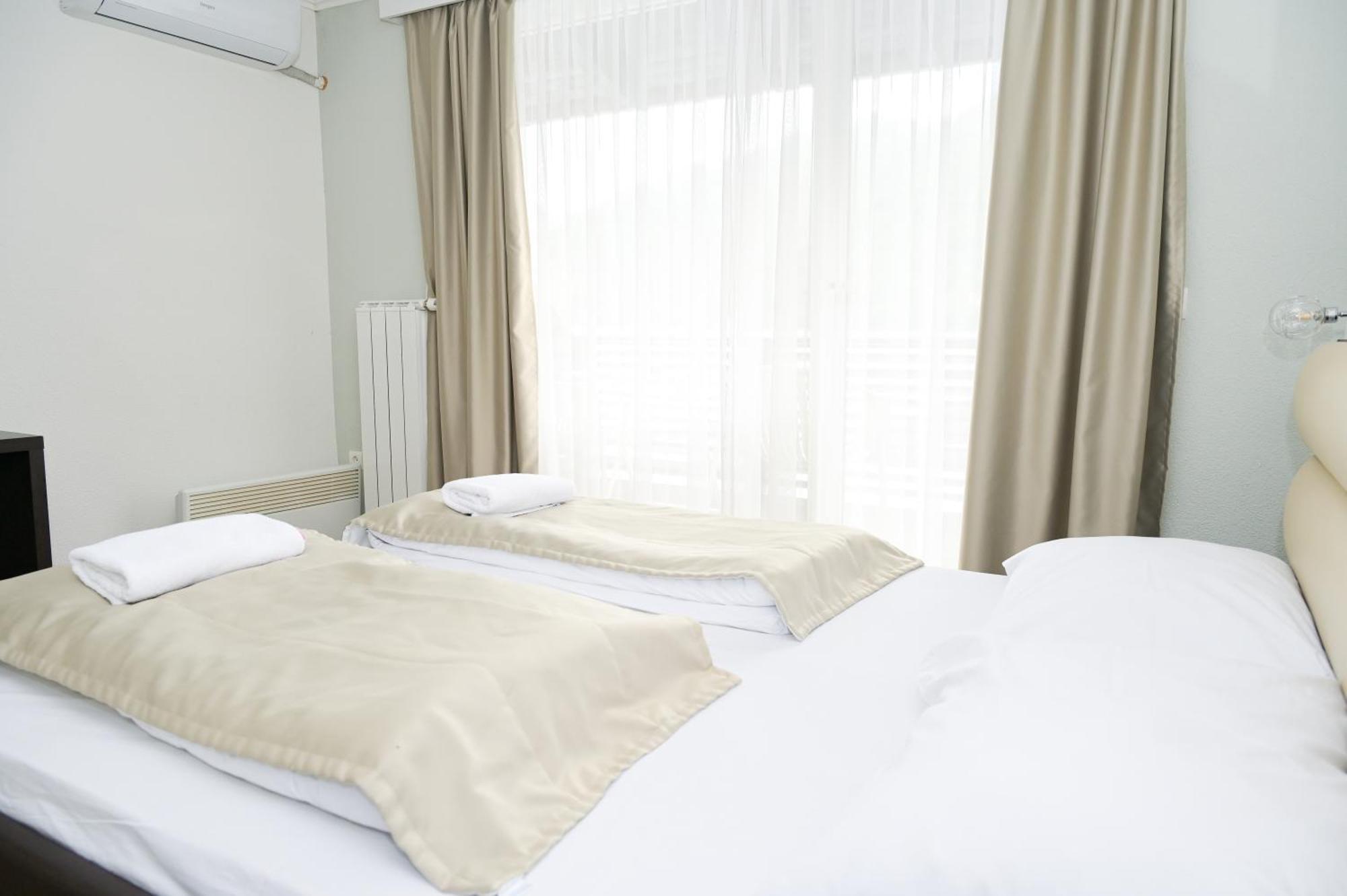 Motel Plaza Jajca Kültér fotó
