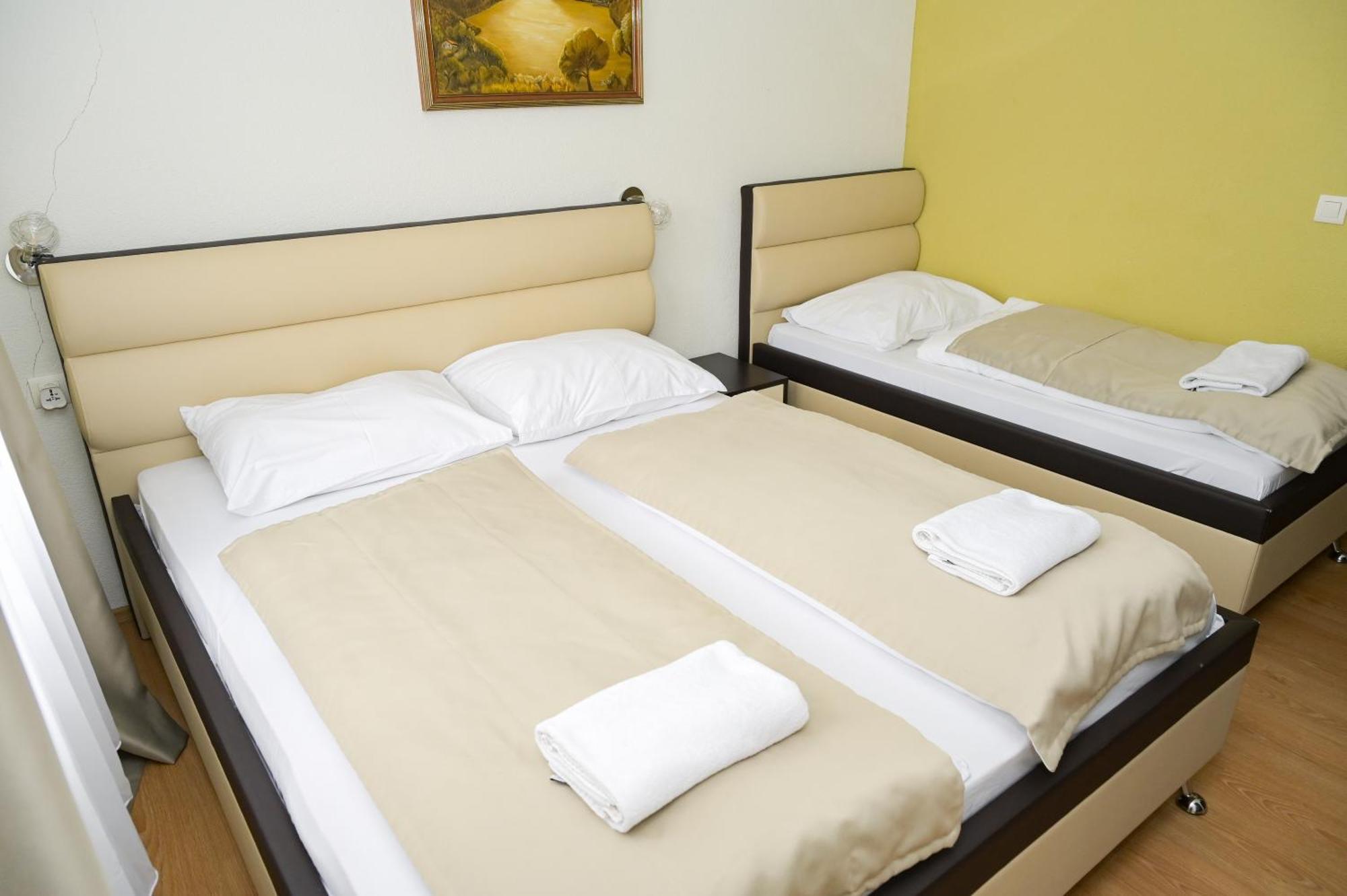 Motel Plaza Jajca Kültér fotó