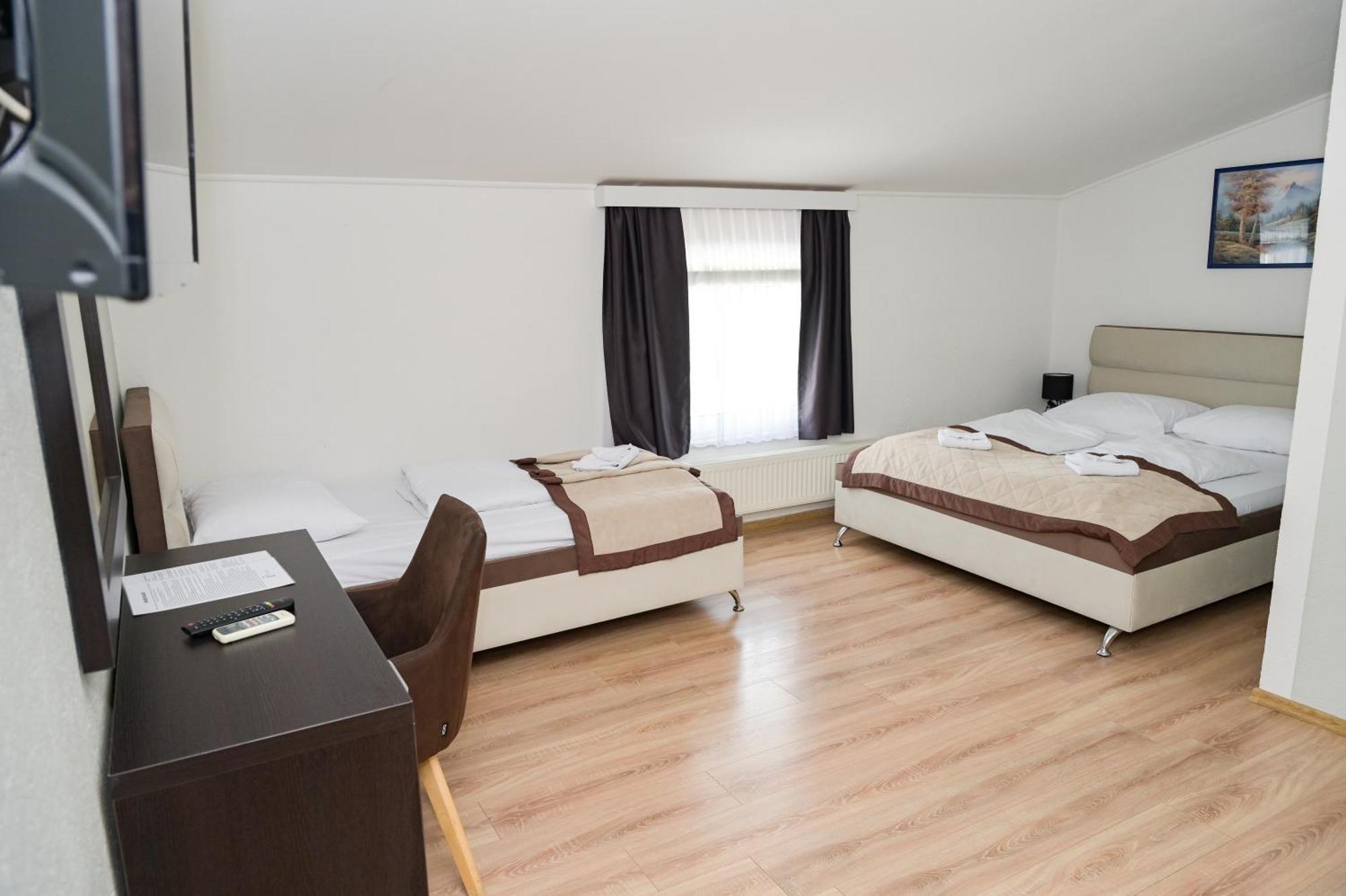 Motel Plaza Jajca Kültér fotó