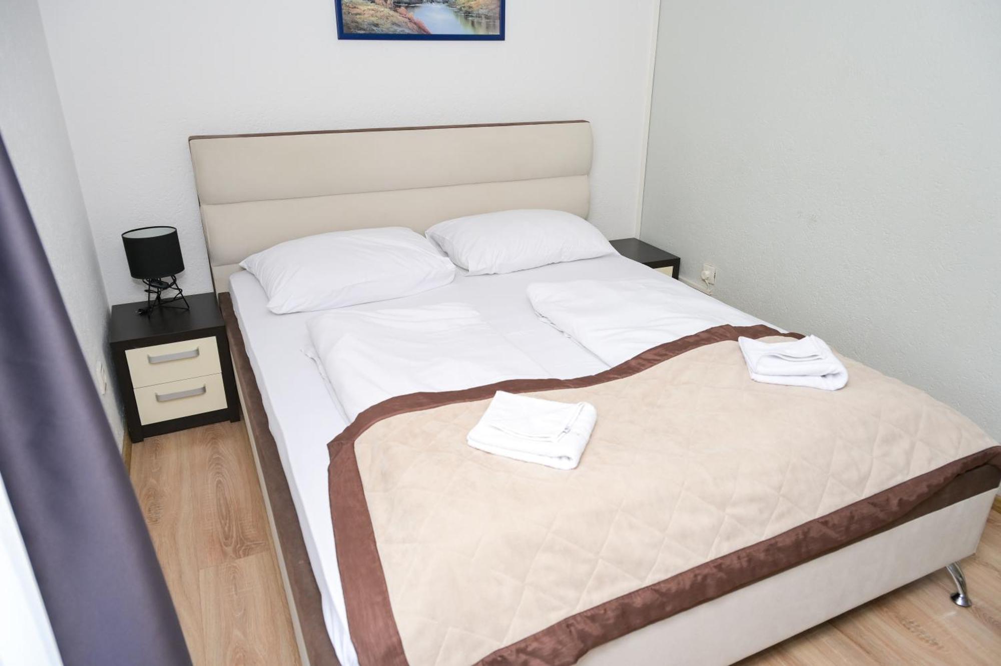 Motel Plaza Jajca Kültér fotó